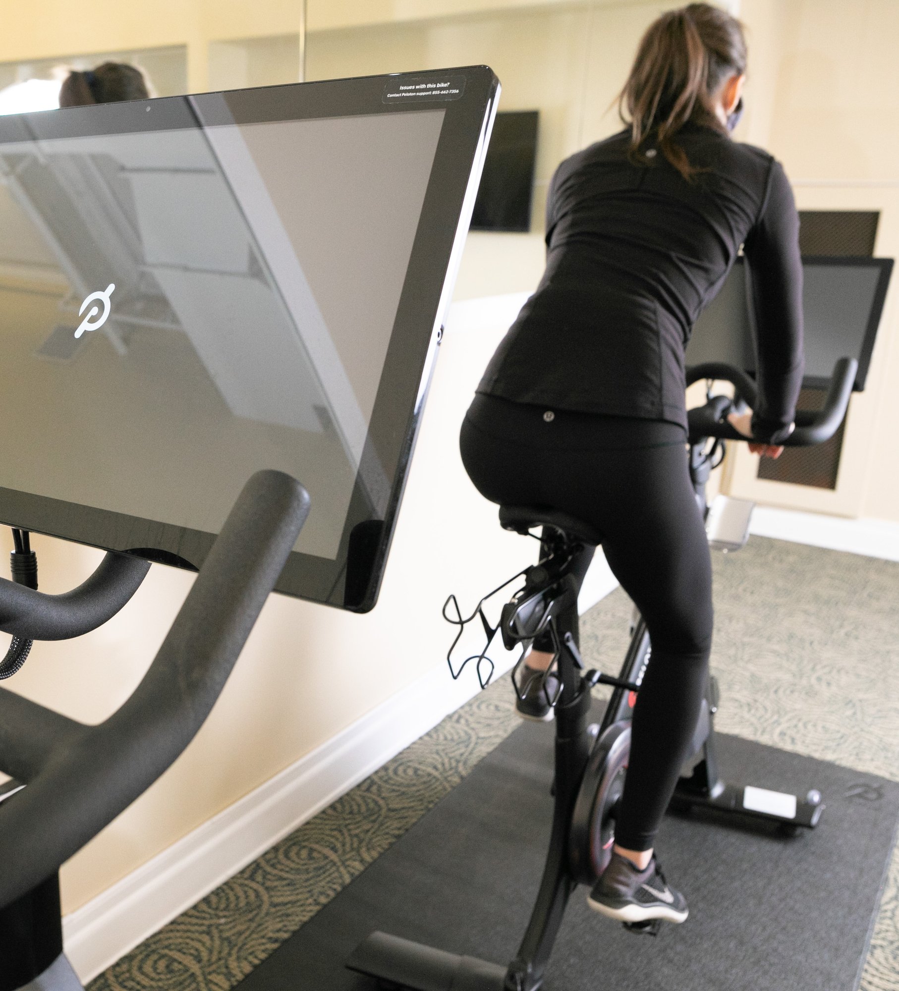 ComePlumMetropolitanClubSF-37-1