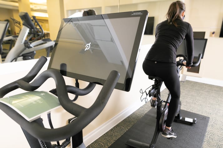 ComePlumMetropolitanClubSF-37